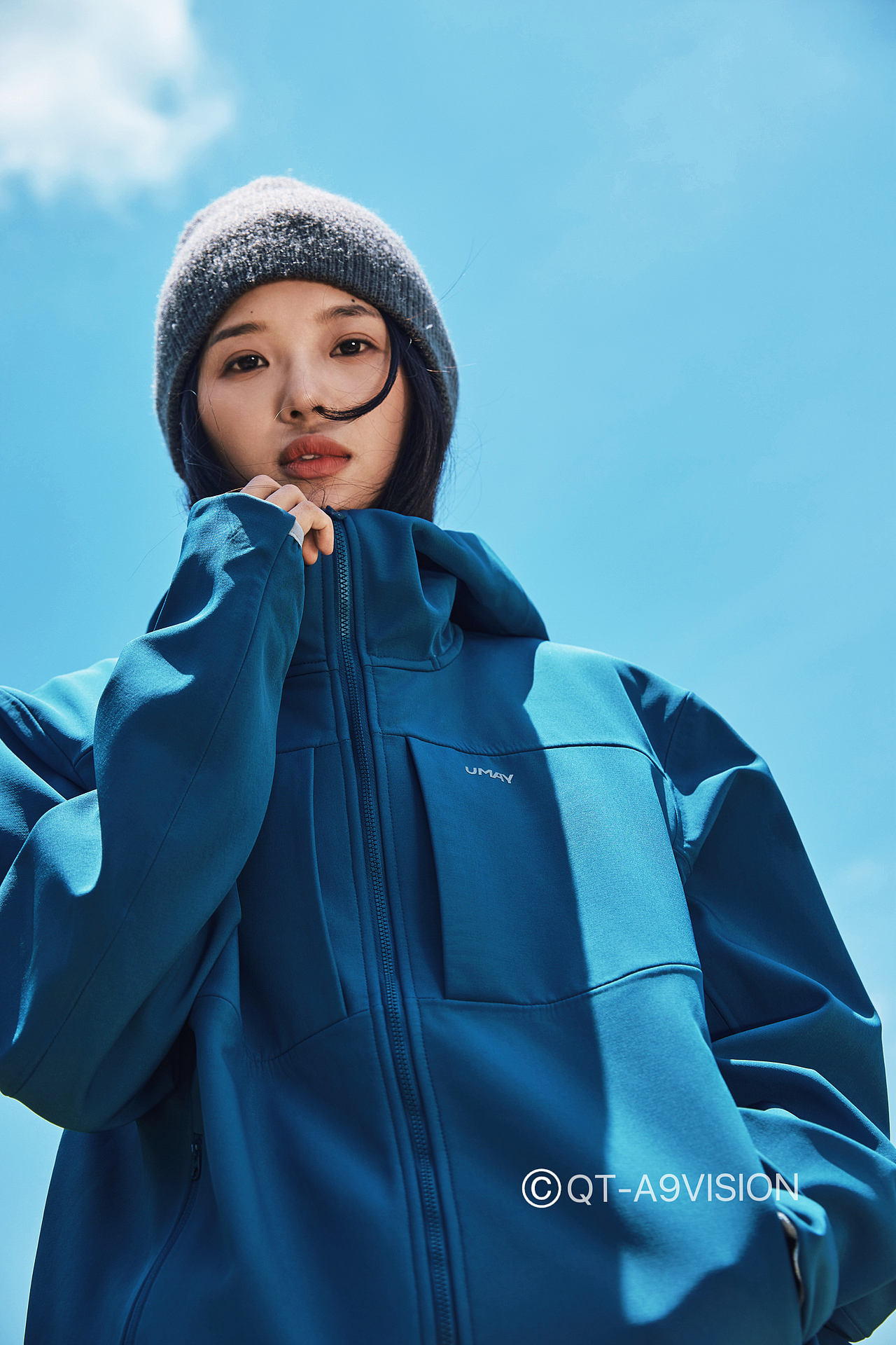 户外冲锋衣外套运动套装户外装备