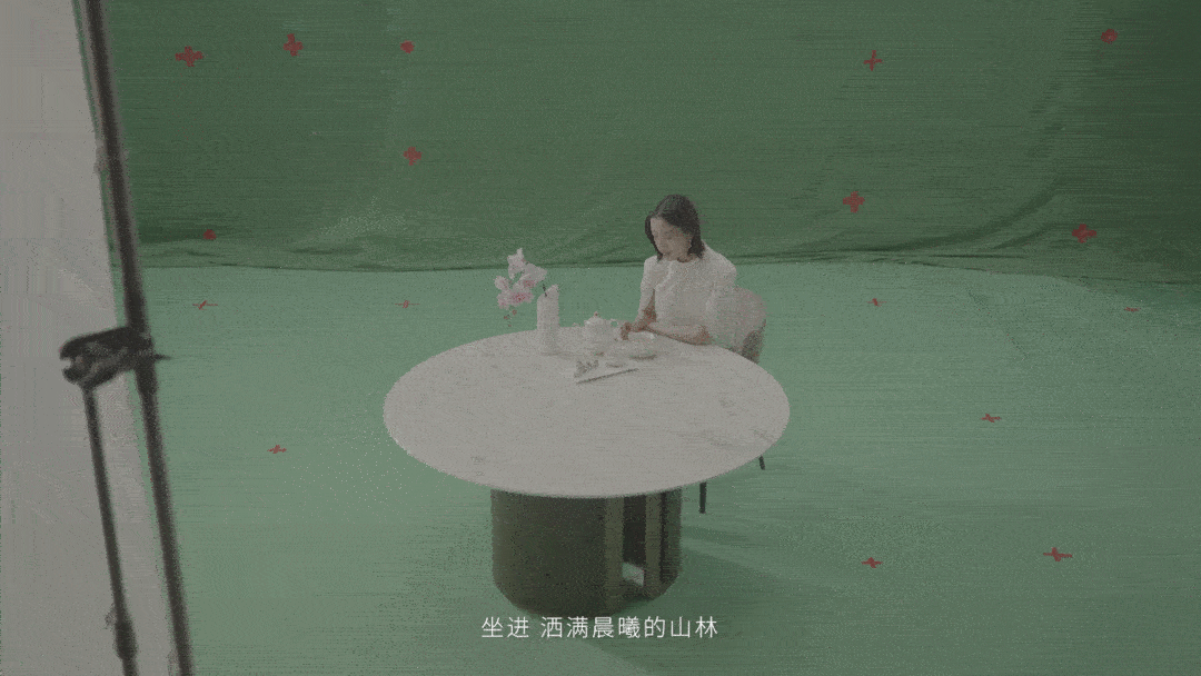 杜鹃×慕思 | 用时尚+AI打开家居生活新场景