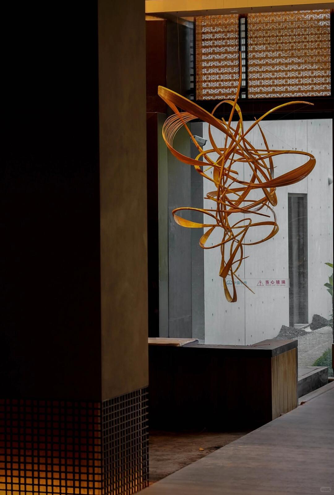 用竹书写禅意，风和雾的轨迹 | 酒店装置艺术（图ZMzkyNzU4MzQw） - 商业空间设计 - 站酷设计师迷路桃装置艺术原创素材 - 站酷ZCOOL
