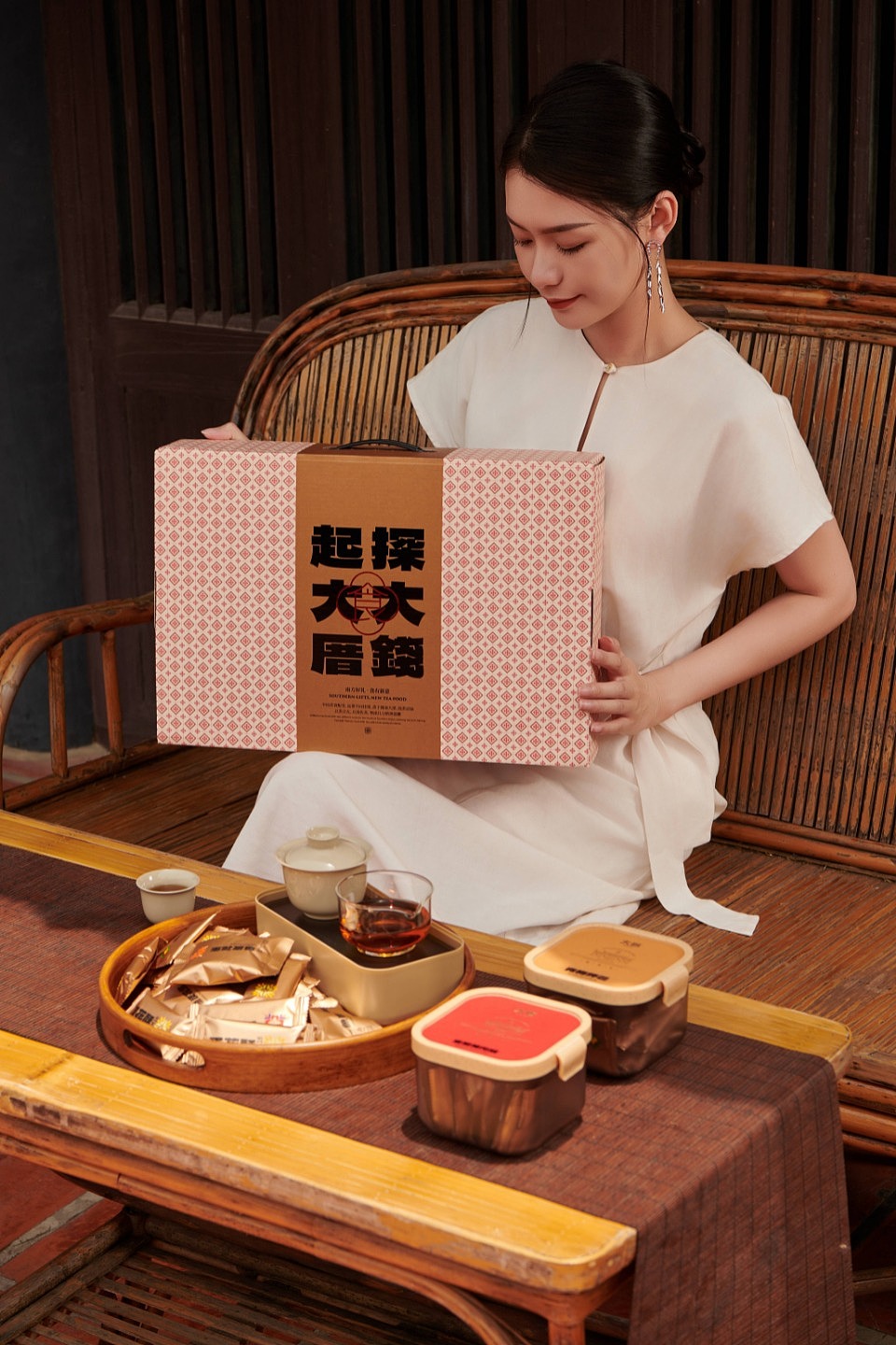 包装设计| 闽南茶食礼「大厝」