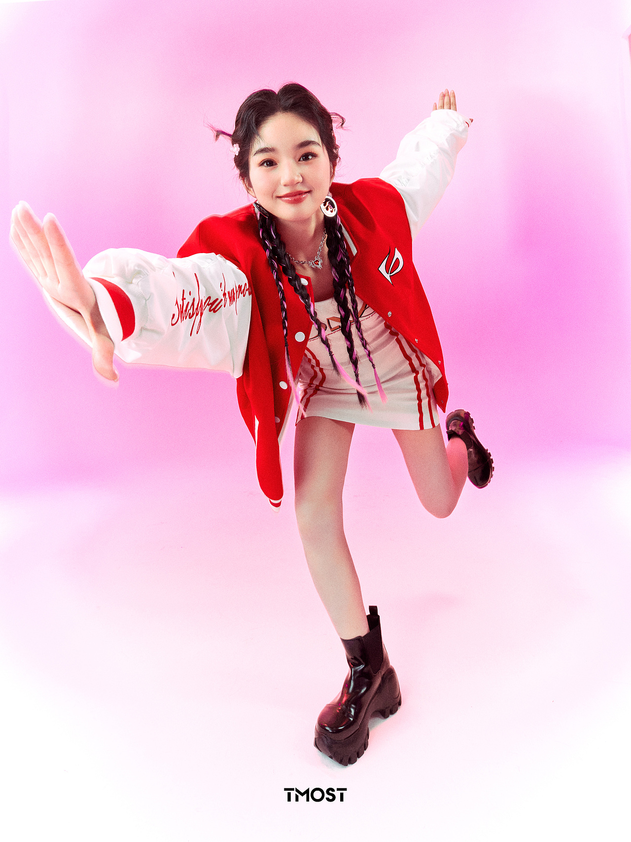 拍了一组鬼马少女lookbook