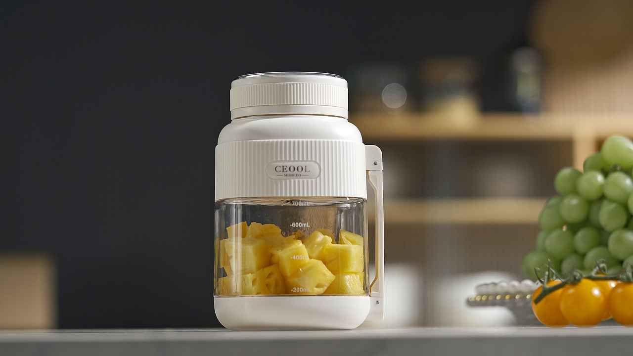 榨汁杯的视频拍摄（图ZMzkyODA1MjA4） - 产品摄影 - 站酷设计师光年棱镜Lumenova原创素材 - 站酷ZCOOL