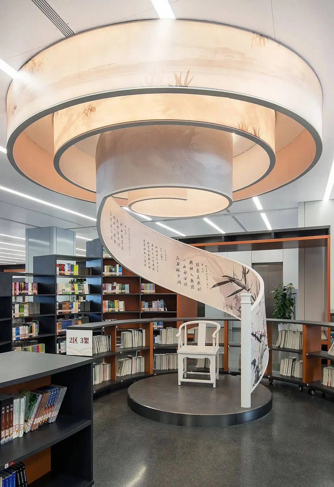 视觉创意 | 打造图书馆“异空间”