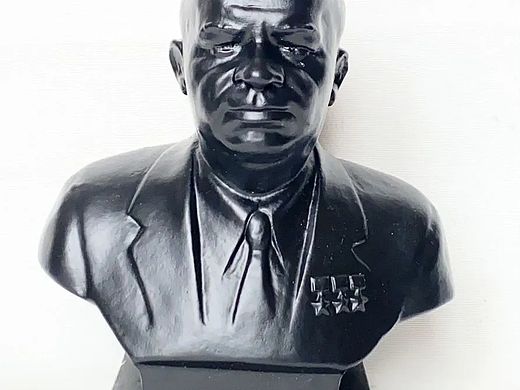 赫鲁晓夫铸铁像