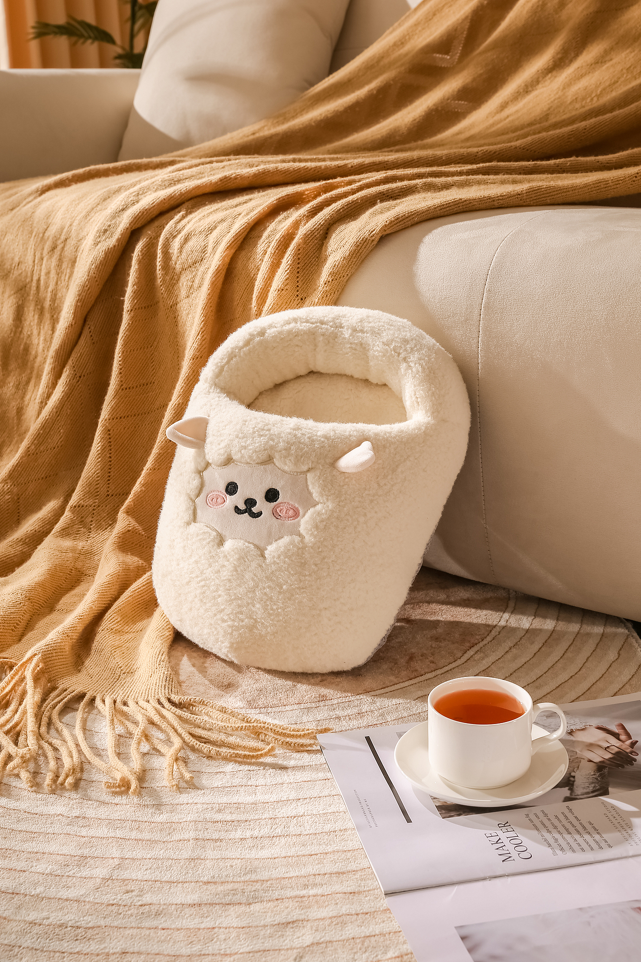 小羊暖脚宝（大图为图片直出，小图是精修详情图）（图ZMzkzMTQ2MjM2） - 产品摄影 - 站酷设计师damontang原创素材 - 站酷ZCOOL