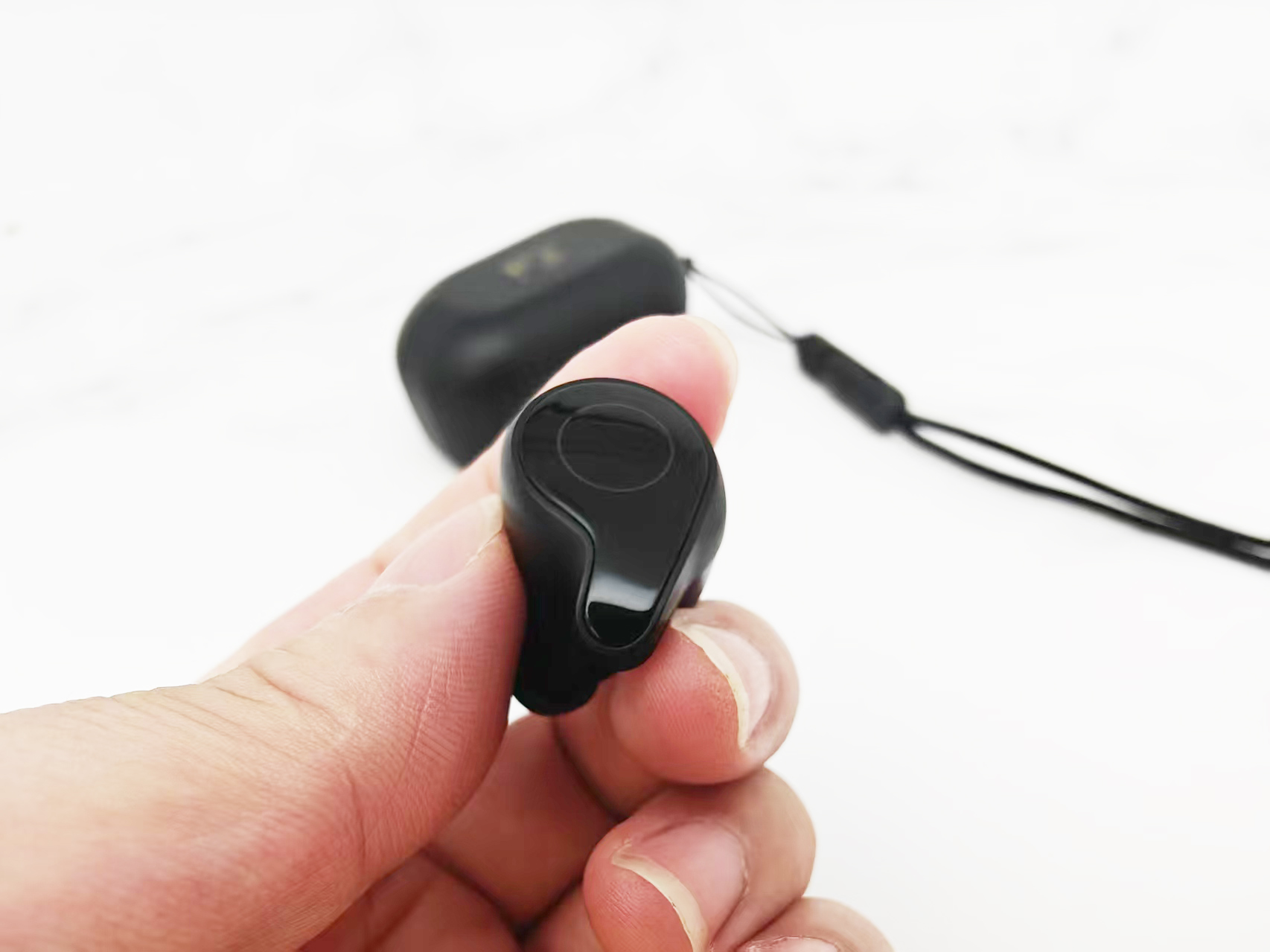 通勤路上的“私人音乐厅”：这款览邦LaiPods Pro+蓝牙耳机HiFi音质，降噪+音质双在线（图ZMTUxNDQ3MzI=） - 观点 - 站酷设计师擎天创界原创素材 - 站酷ZCOOL