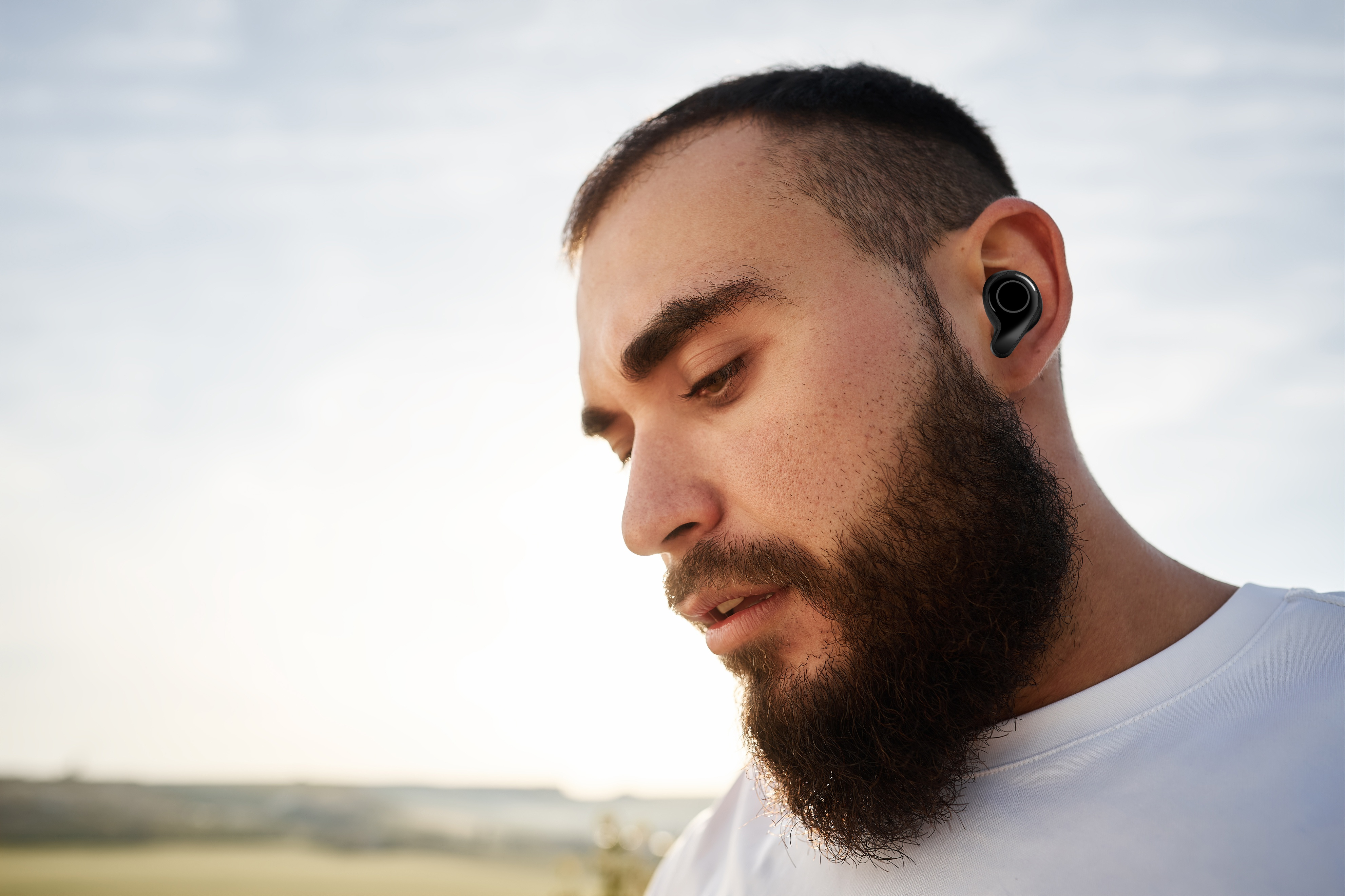 音质提升不止一个档次”：这款览邦LaiPods Pro+蓝牙耳机HiFi音效，惊艳到起鸡皮疙瘩（图ZMTUxNDYxMDQ=） - 观点 - 站酷设计师擎天创界原创素材 - 站酷ZCOOL