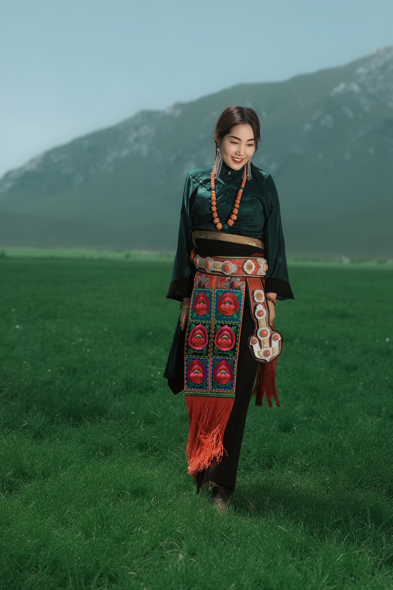 ..（图ZMzkzNDY5NTMy） - 人像摄影 - 站酷设计师黎明摄影师原创素材 - 站酷ZCOOL