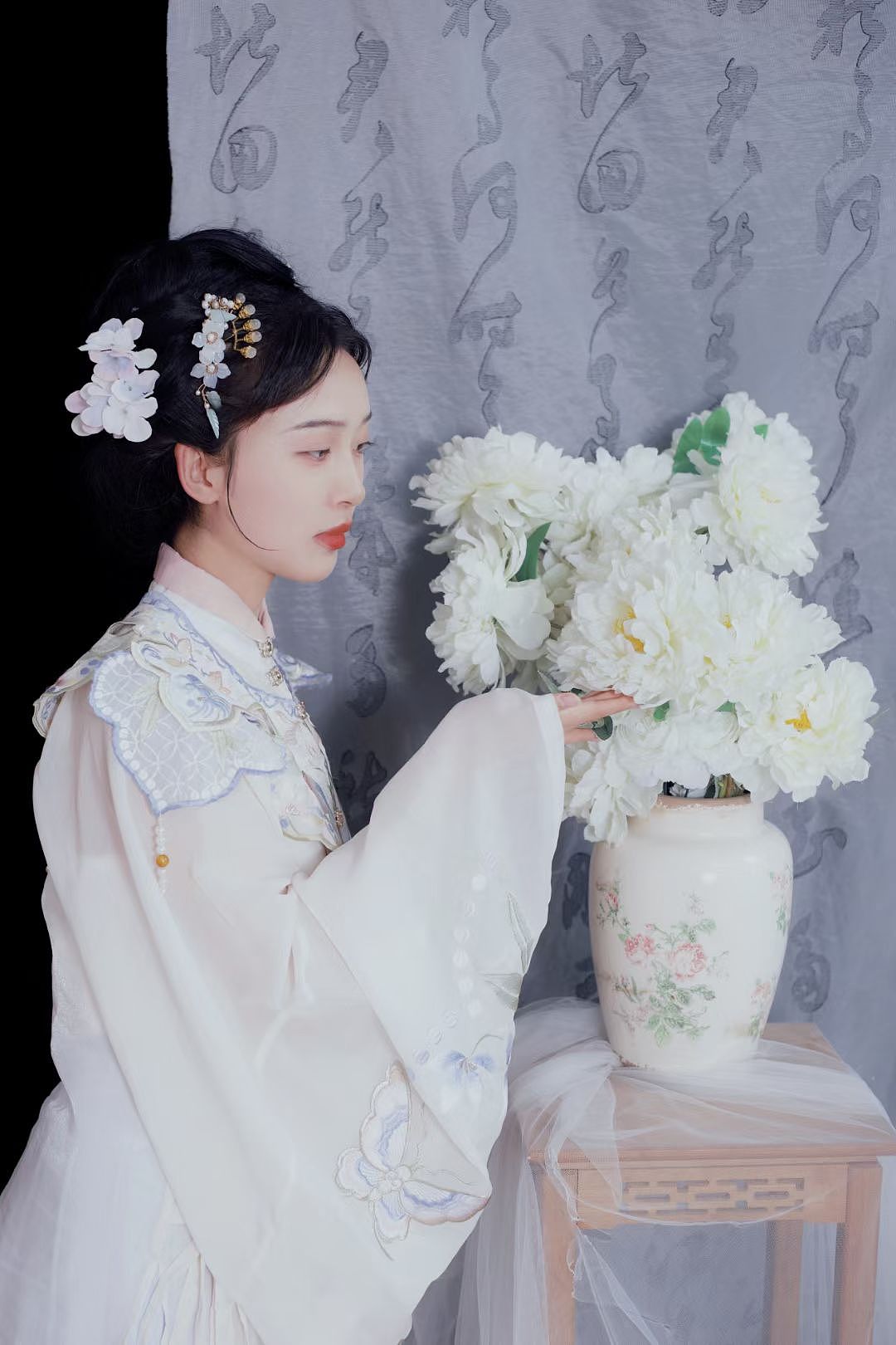 云中誰(shuí)寄錦書(shū)來(lái),雁字回時(shí),月滿(mǎn)西樓。（圖ZMzkzNTY0NjEy） - 人像攝影 - 站酷設(shè)計(jì)師卿_STUDIO原創(chuàng)素材 - 站酷ZCOOL