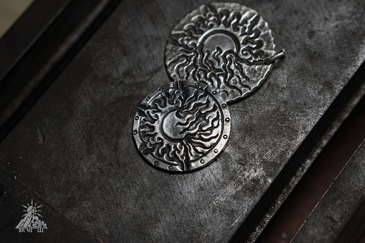 银饰-焚尽烈日 VERBRENNE DIE SONE（图ZMzkzNTY4NjMy） - 首饰设计 - 站酷设计师鉄切山原创素材 - 站酷ZCOOL