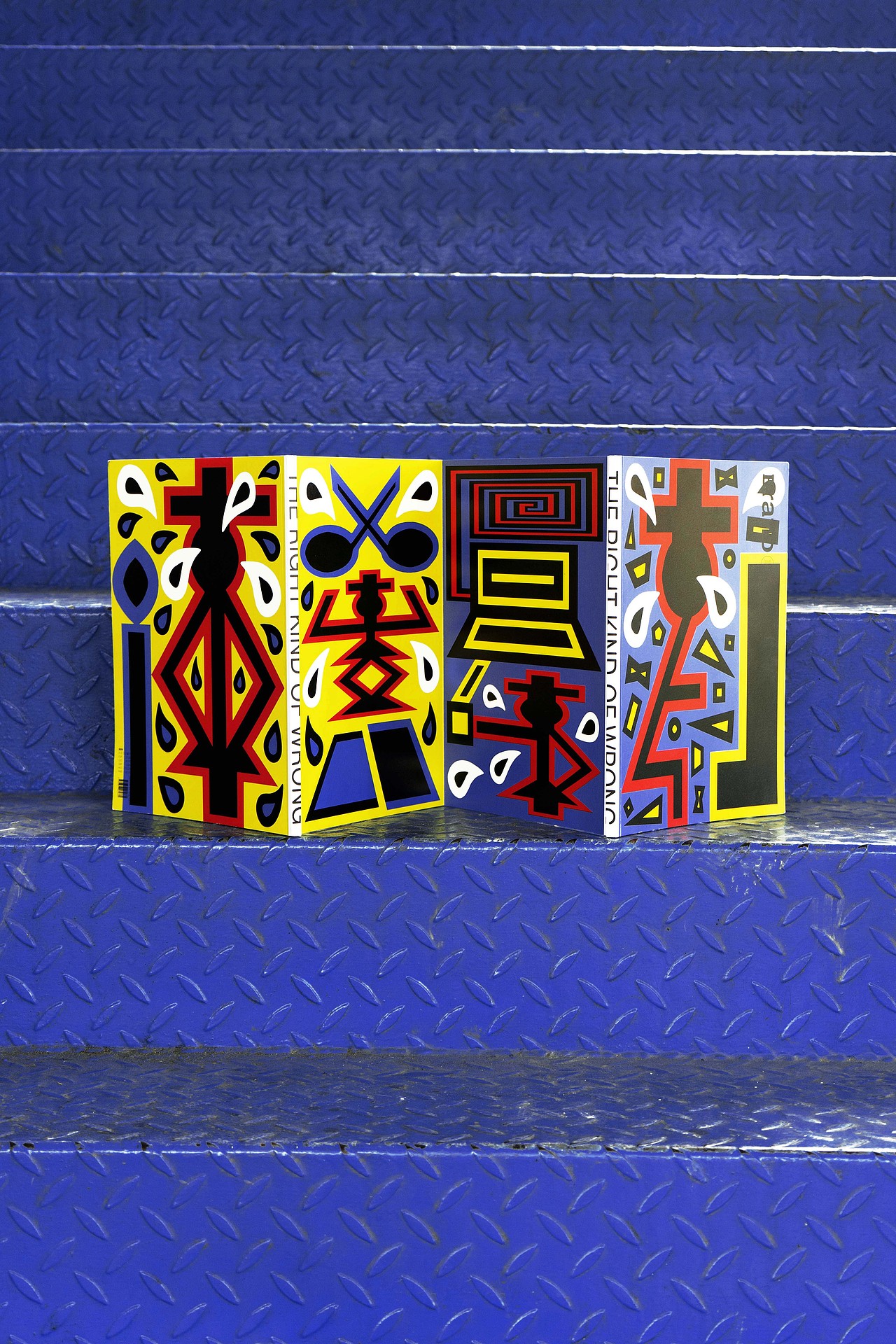 BranD ISSUE 77 恰到好处的错误（监印手记）（图ZMzkzNjcyNzE2） - 书籍/画册 - 站酷设计师赖宇杰原创素材 - 站酷ZCOOL