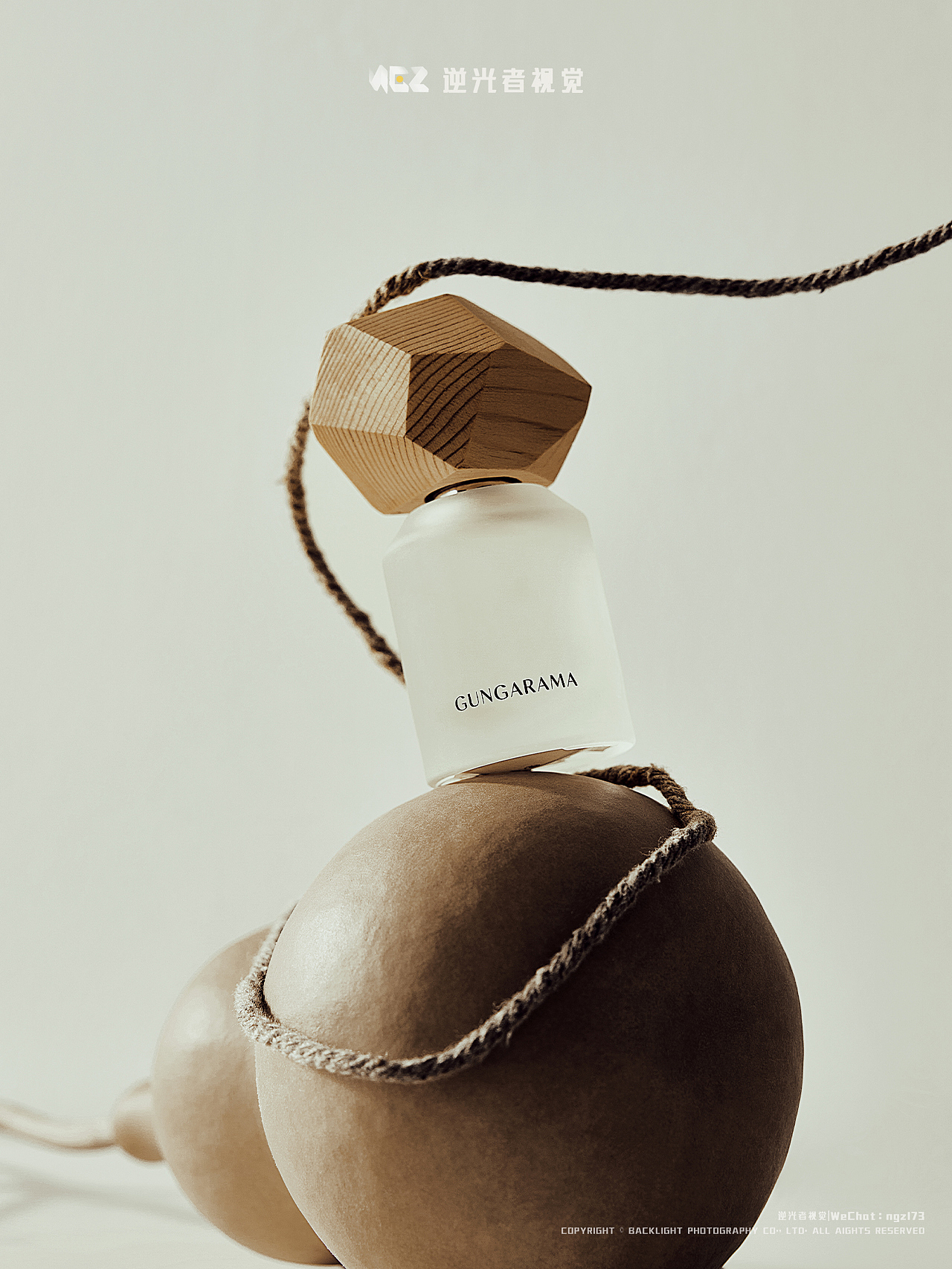 香水静物创作/香水产品摄影/逆光者视觉