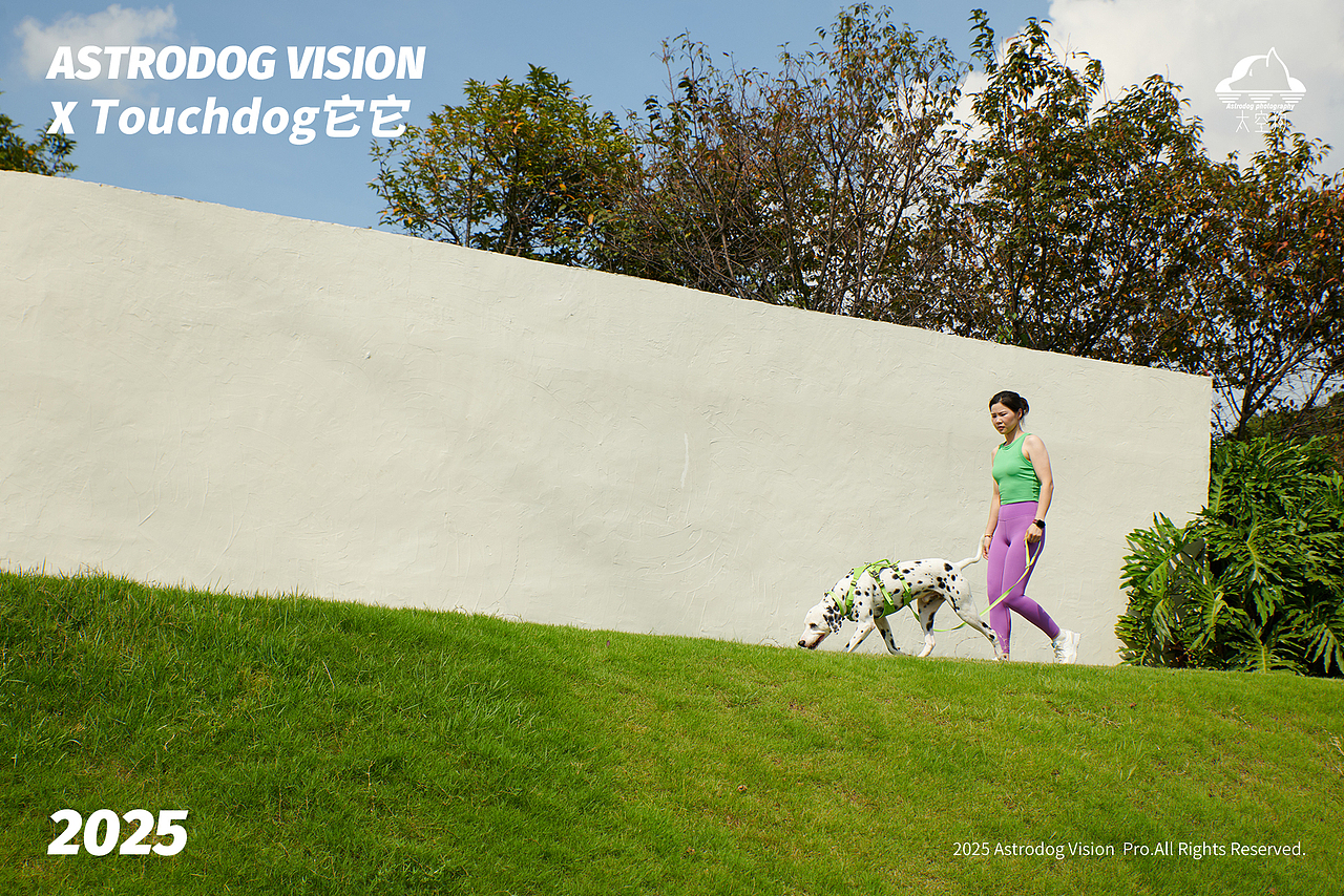 宠物用品平面拍摄——Touchdog它它轻量运动户外装备（图ZMzkzNjkyNTI0） - 产品摄影 - 站酷设计师太空狗视觉原创素材 - 站酷ZCOOL