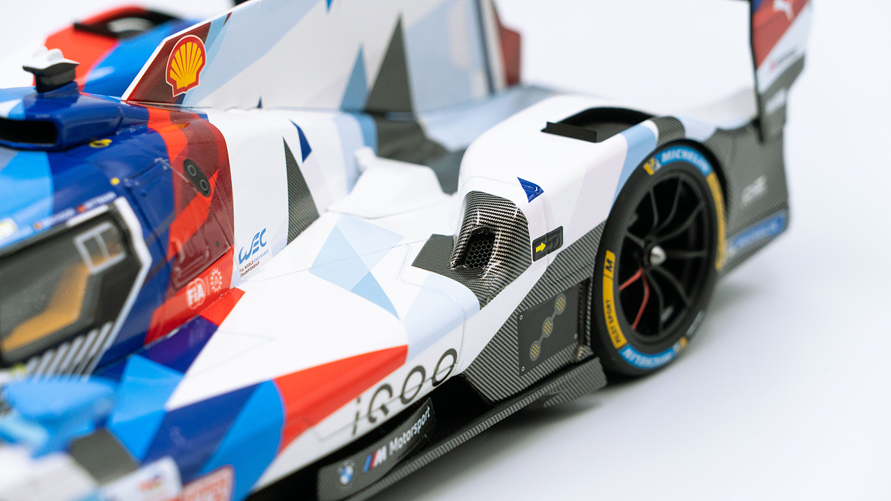 BMW M Hybrid V8 MINICHAMPS 1:18