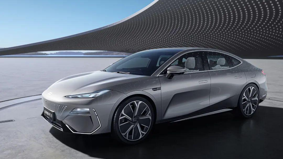 2024国际CMF设计奖-金奖｜吉利银河E8 人文浪漫与科技之美和谐共生