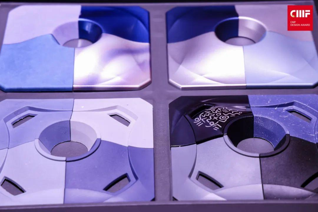 获奖作品展现场拍摄图片