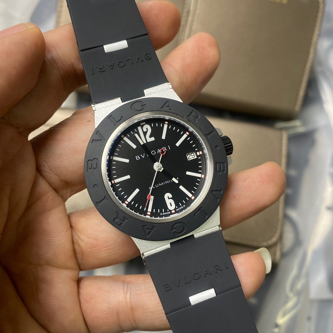 BVLGARI宝格丽Aluminium腕表