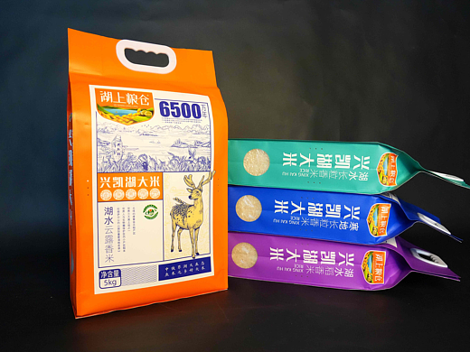 湖上粮仓品牌包装设计