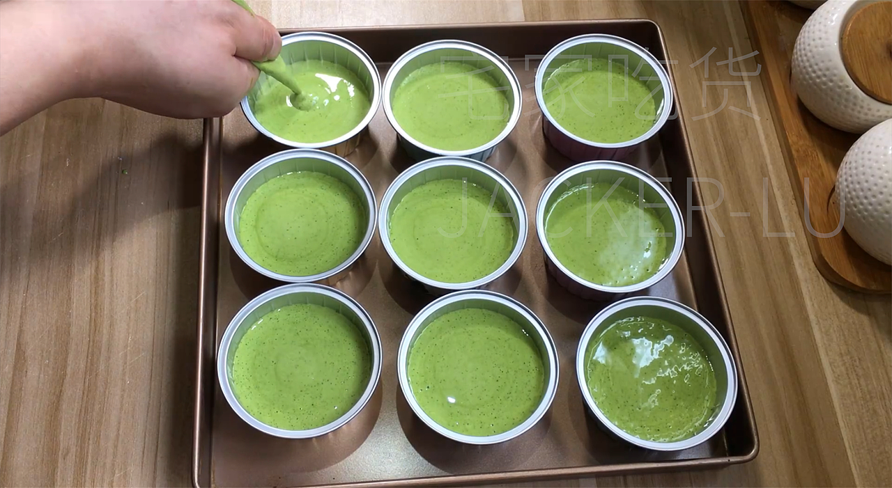 抹茶古早奶酪杯,浓醇奶酪 + 清新抹茶,绵密湿润!