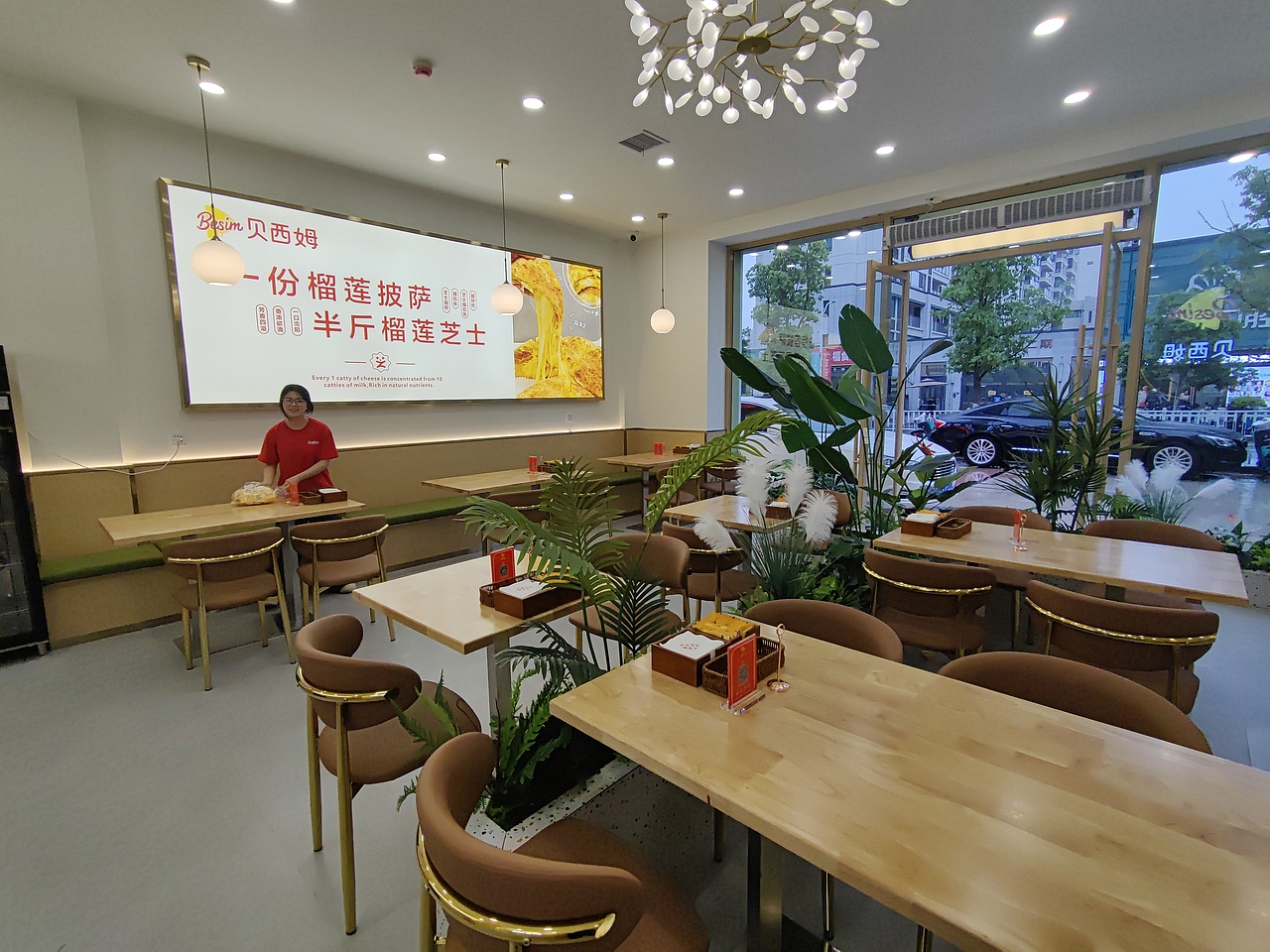 贝西姆披萨西餐厅设计及落地效果
