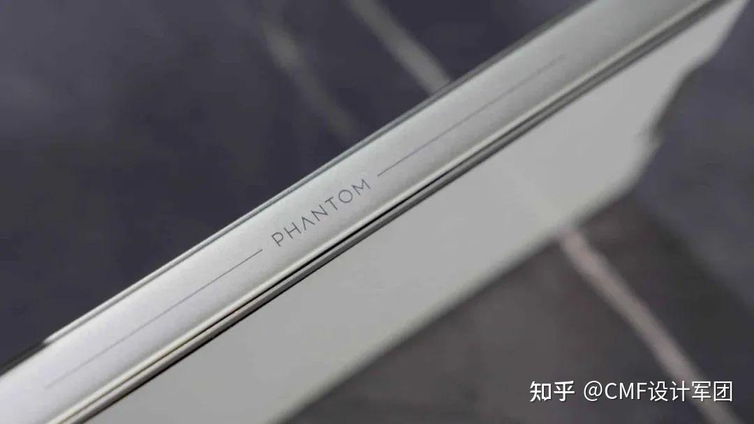 全球最薄三折叠概念手机正式亮相！厚度仅3.49mm，设计解析（图ZMTUxNjk2MTI=） - 资讯 - 站酷设计师CMF设计军团原创素材 - 站酷ZCOOL