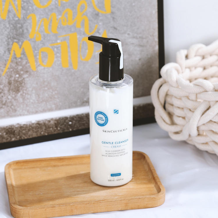 男士洗面奶怎么选？2025热门爆款实测：控油/保湿/温和洁净谁更适合你？（图ZMTUxNzAzMjA=） - 观点 - 站酷设计师擎天创界原创素材 - 站酷ZCOOL