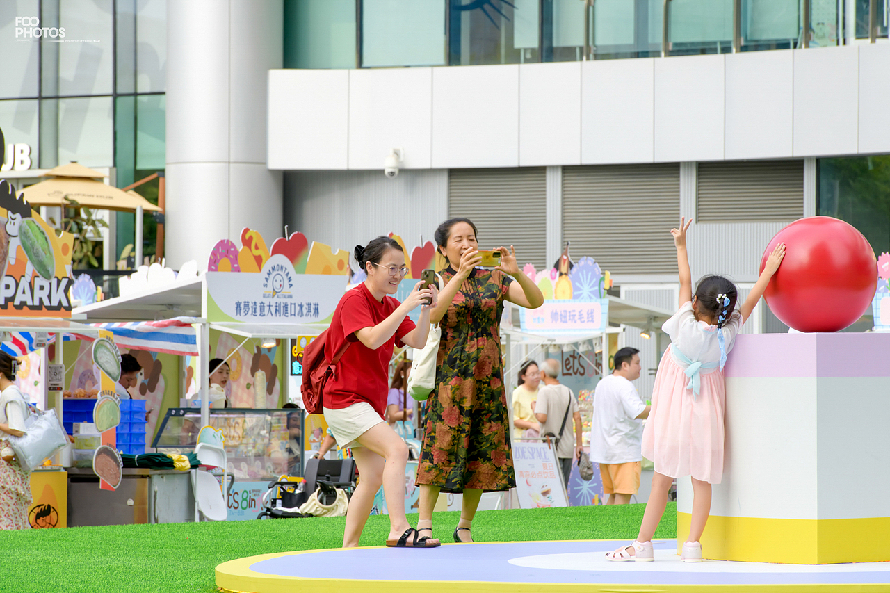 凯德 深圳来福士 | 腊肠街区 8周年庆「冰狗派对」（图ZMzk0MzAxODY0） - 人像摄影 - 站酷设计师KellenFong原创素材 - 站酷ZCOOL