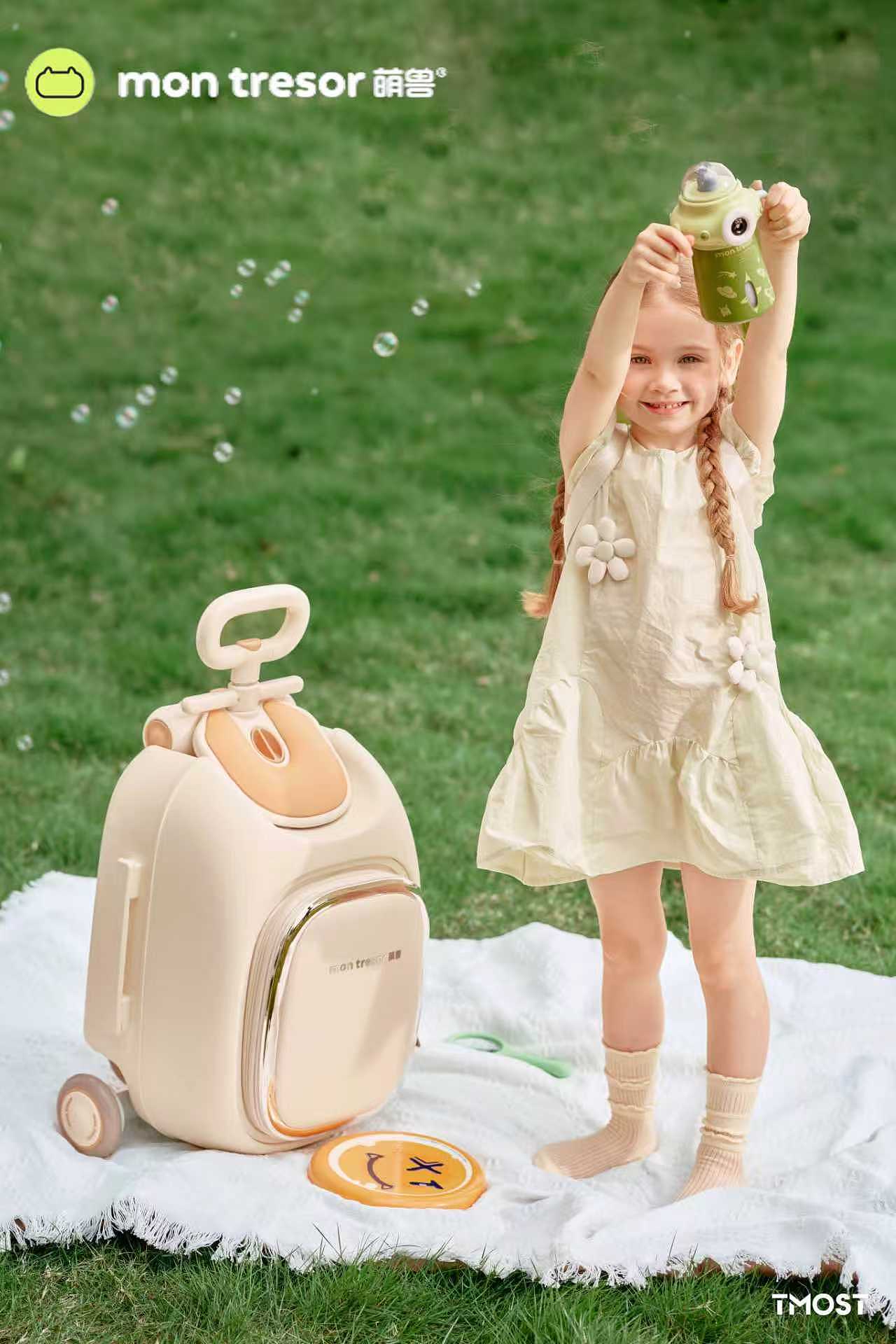 产品摄影｜为萌兽拍了拍儿童行李箱形象大片