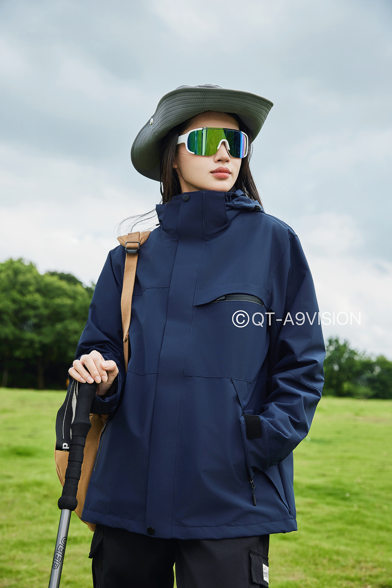 一组常规的冲锋衣Look片 网红简风格（图ZMzk0MzM2ODMy） - 产品摄影 - 站酷设计师Aler楽原创素材 - 站酷ZCOOL