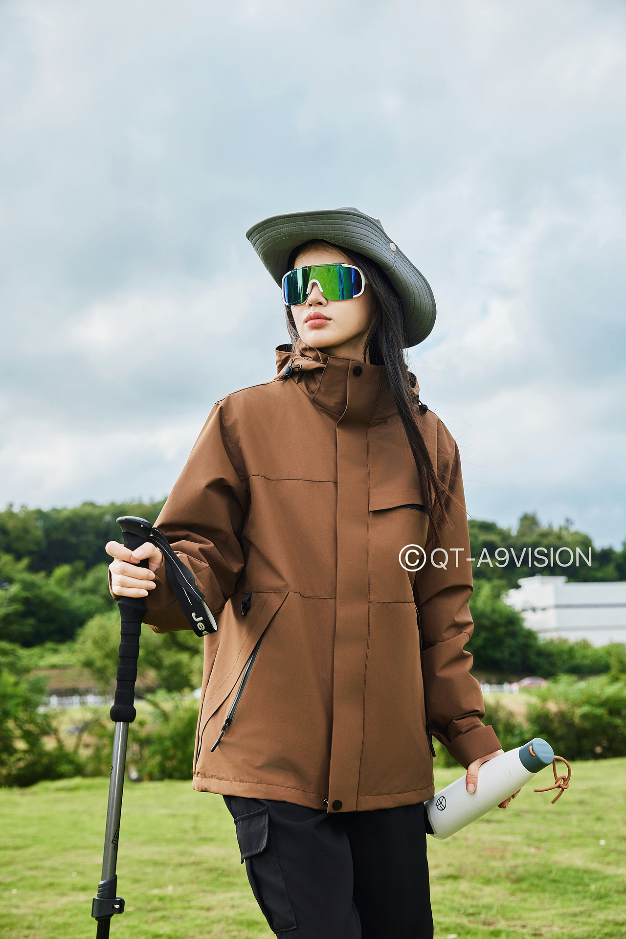 一组常规的冲锋衣Look片 网红简风格（图ZMzk0MzM2ODQ0） - 产品摄影 - 站酷设计师Aler楽原创素材 - 站酷ZCOOL