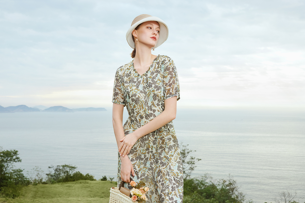 服装 人像 后期修图（图ZMzk0MzM3MzQw） - 其他服装 - 站酷设计师修图师向向原创素材 - 站酷ZCOOL