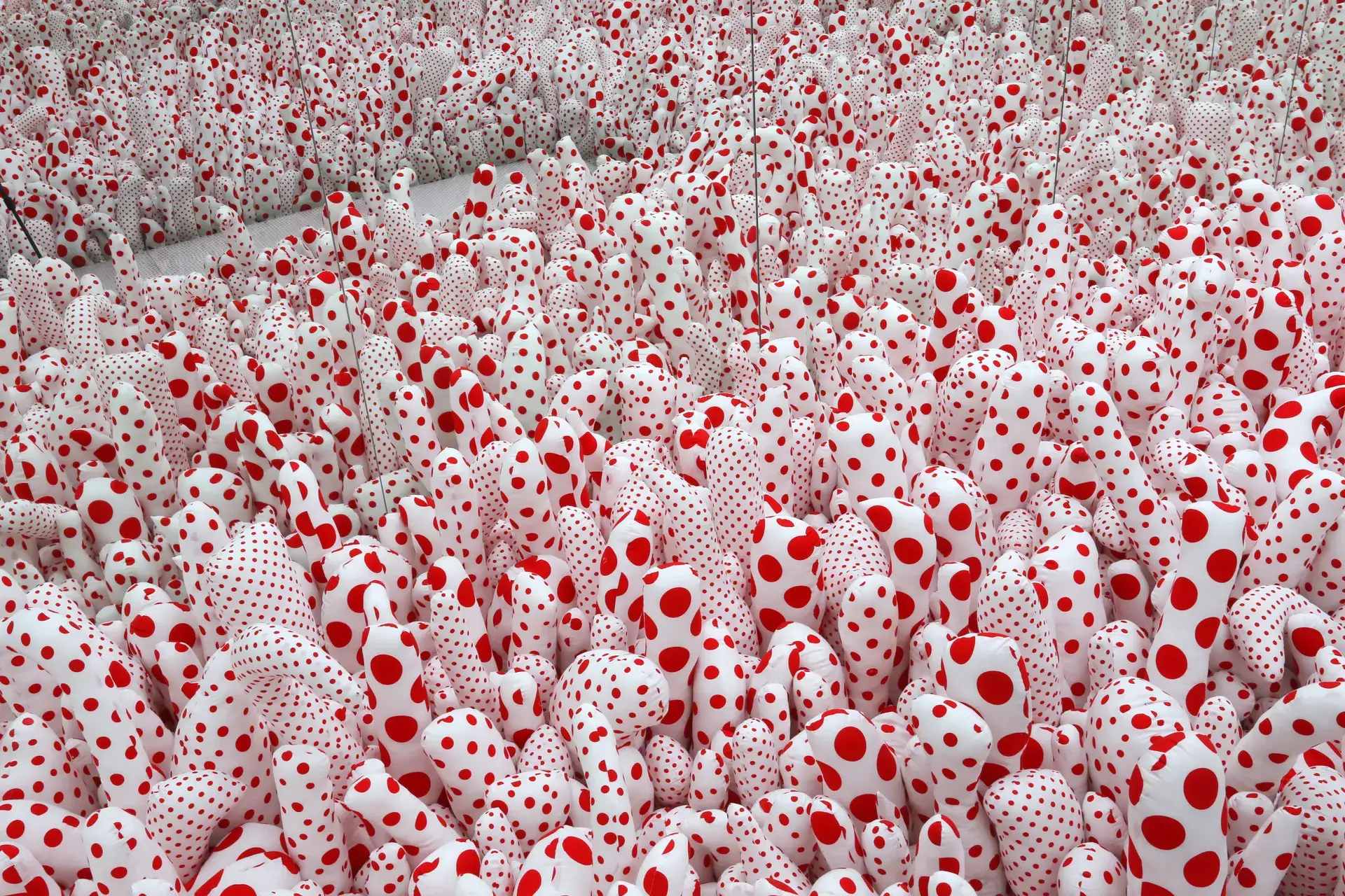 2026冬季奥运会和残奥会奖牌设计公布/PDM 设计铺路石人字拖/路易威登将于日本落地展览（图ZMTUxNzI1ODA=） - 资讯 - 站酷设计师站酷资讯原创素材 - 站酷ZCOOL