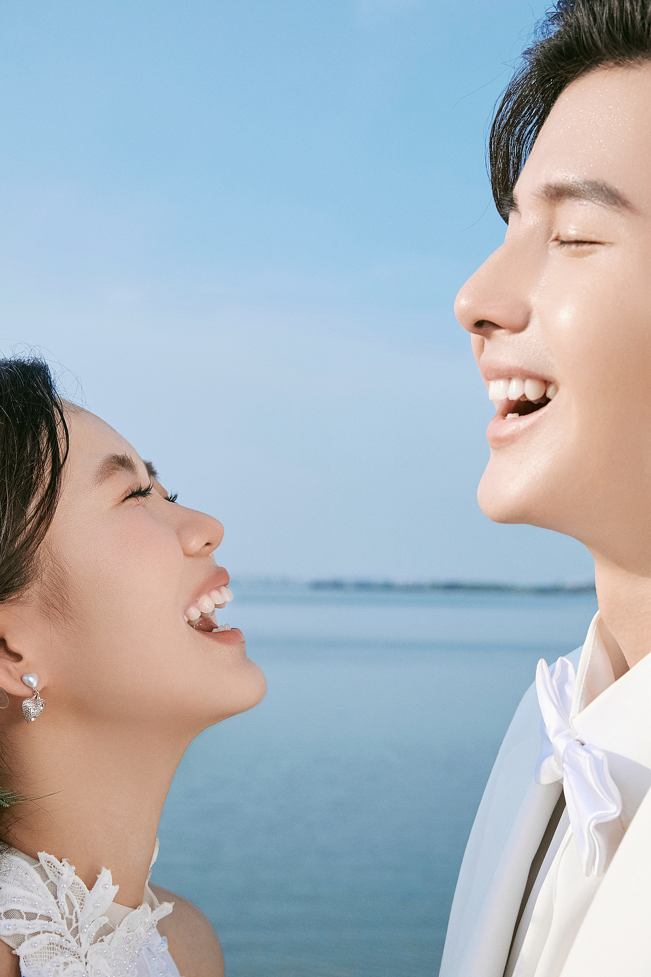 美哭我了😭蓝调海景婚纱照完全不输电影！（图ZMzk0MzgxNjIw） - 婚礼摄影 - 站酷设计师遇见YUJIAN原创素材 - 站酷ZCOOL