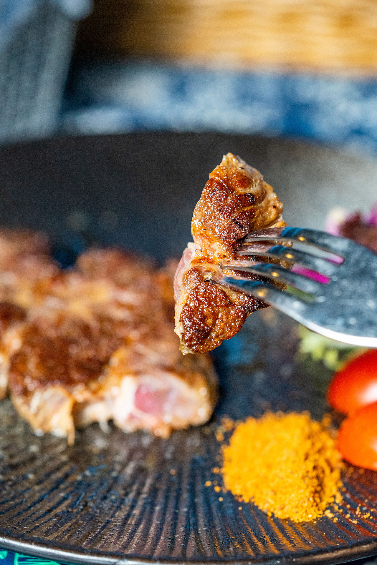 那家湖边西餐厅