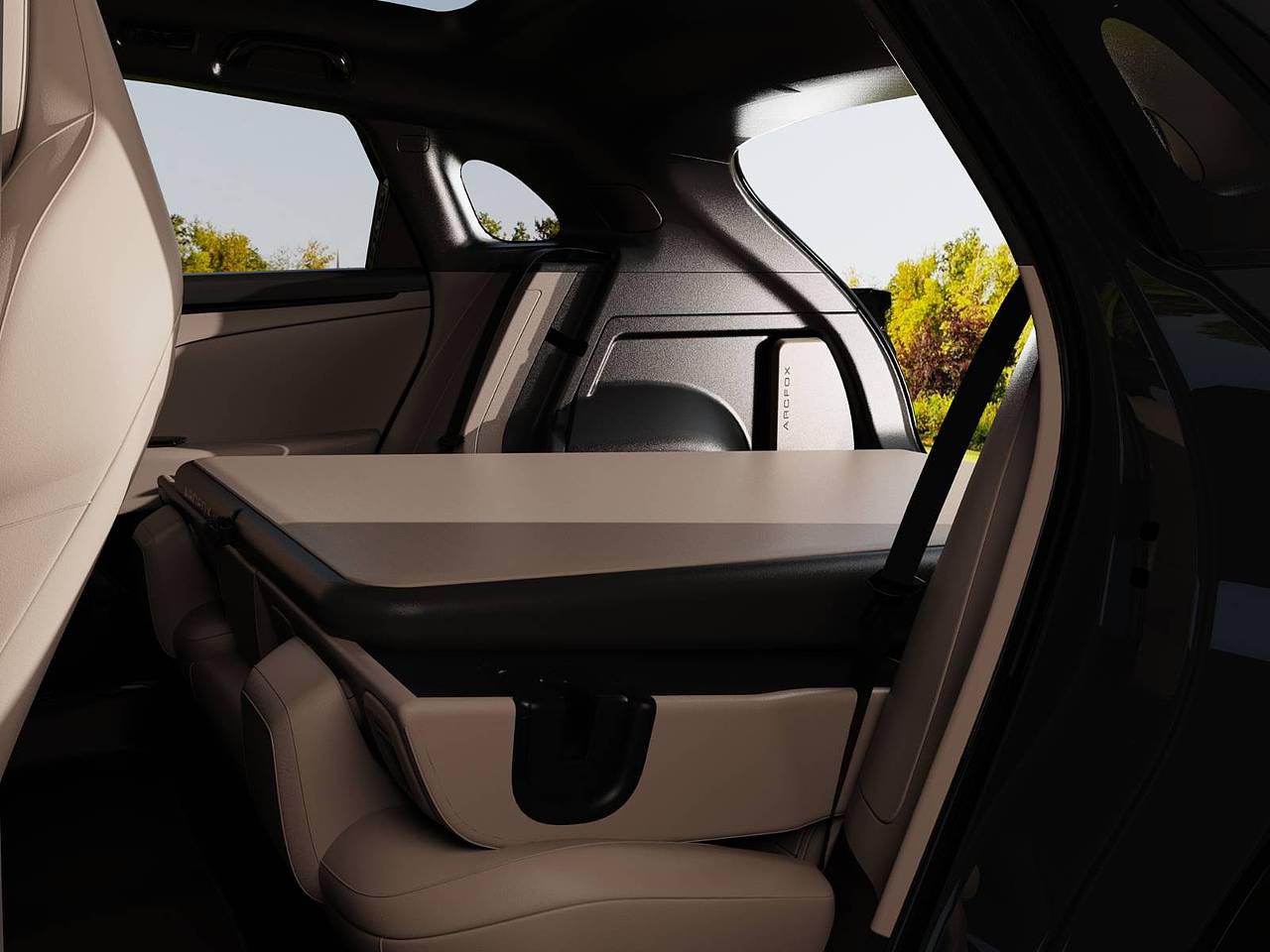 2025成功设计大奖-北汽极狐阿尔法T5整车定制解决方案