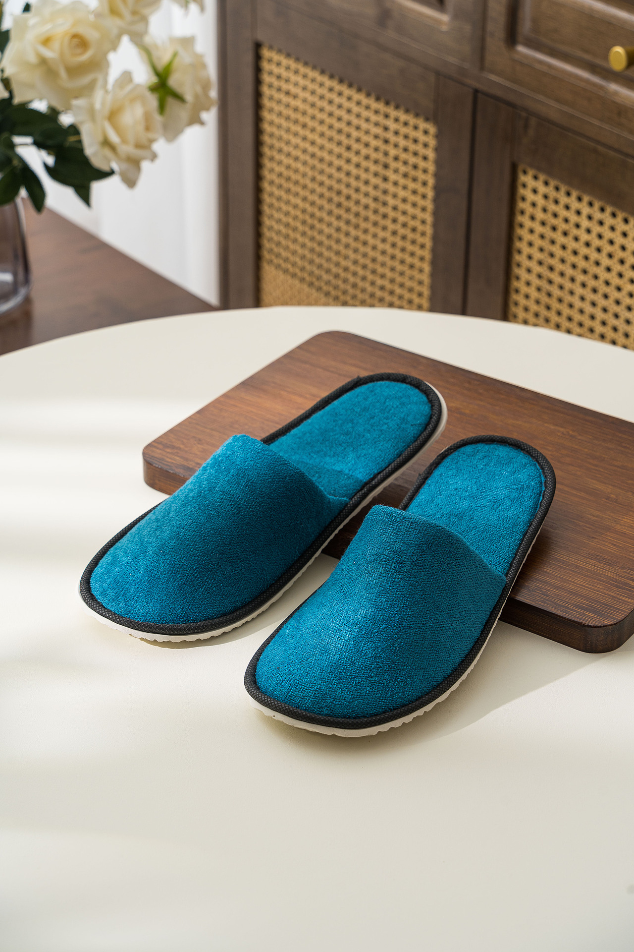 《寂寞让我如此美丽》| 酒店用品 | 一次性用品 | 牙刷（图ZMzk0NTEyODYw） - 产品摄影 - 站酷设计师一毛拍美器原创素材 - 站酷ZCOOL