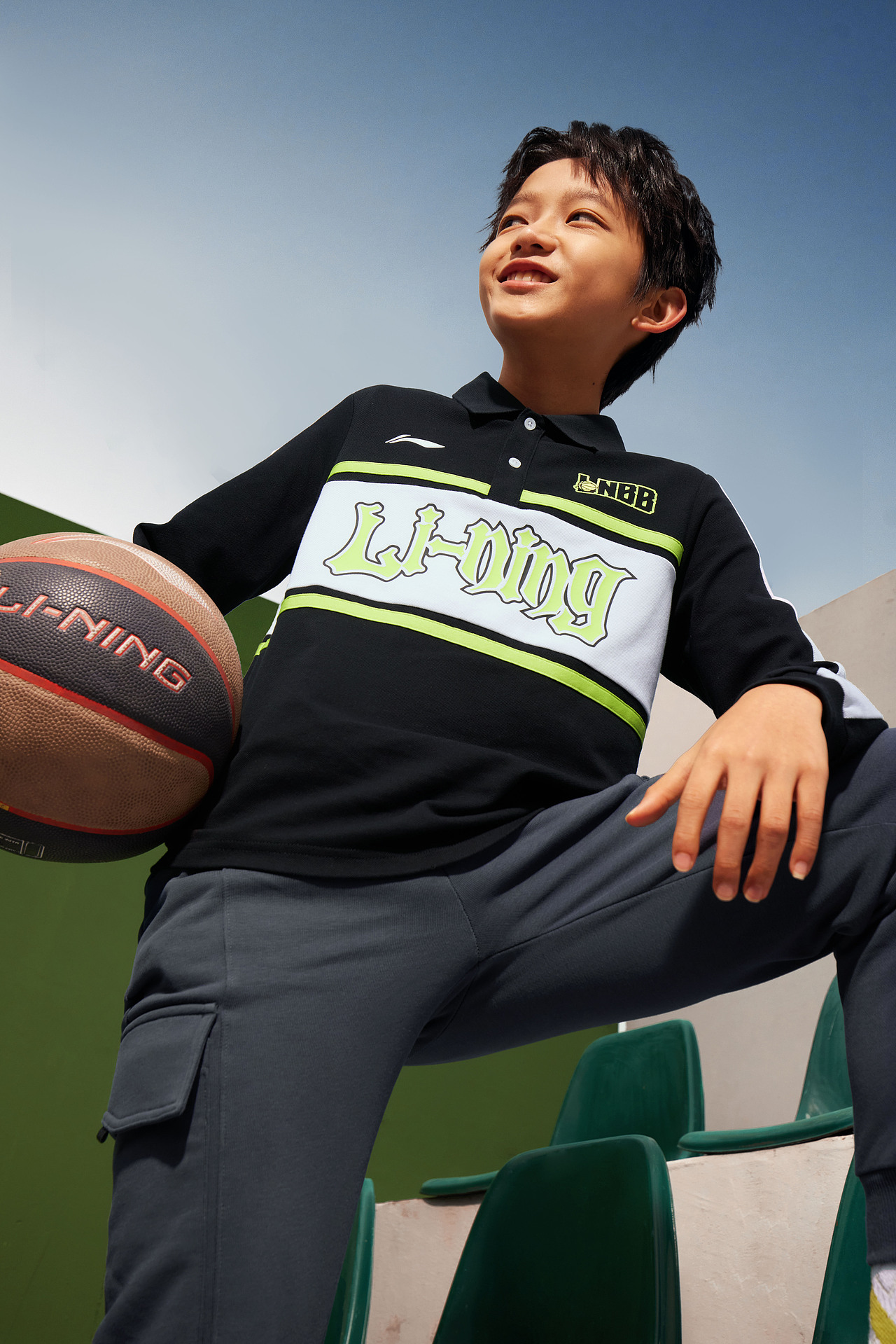 LINING YOUNG火力全开