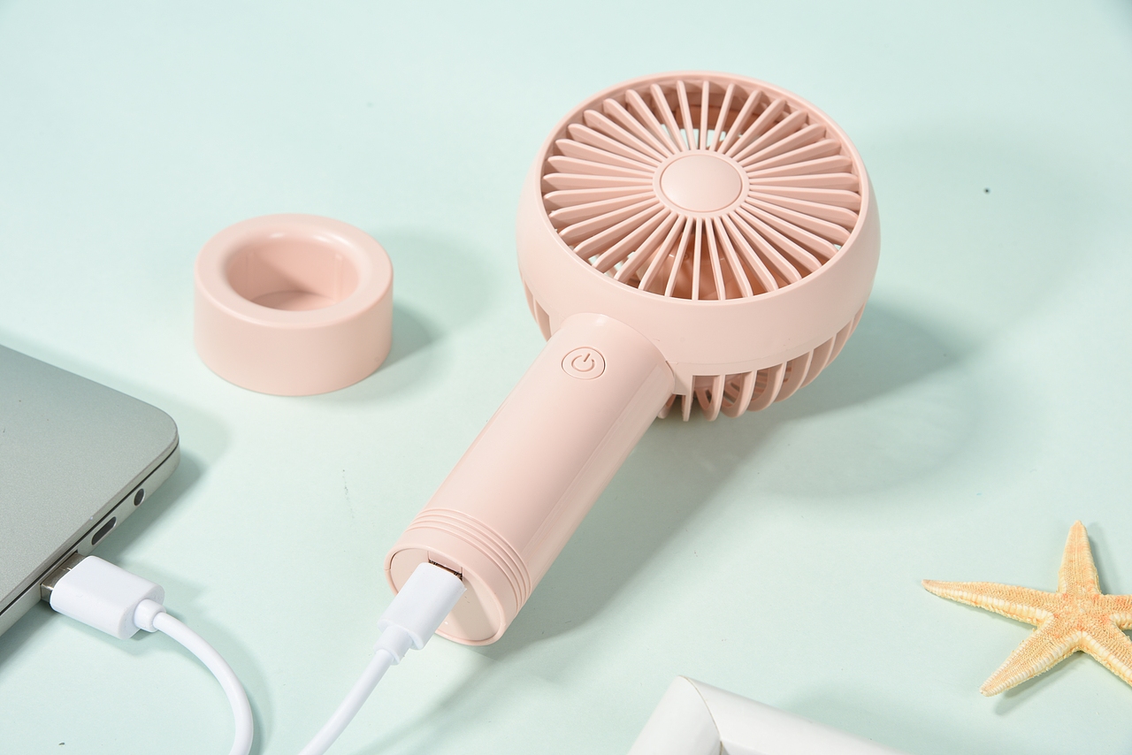 小风扇原图直出，拍摄于N年前（图ZMzk0NTkzNTM2） - 产品摄影 - 站酷设计师男儿当当当原创素材 - 站酷ZCOOL