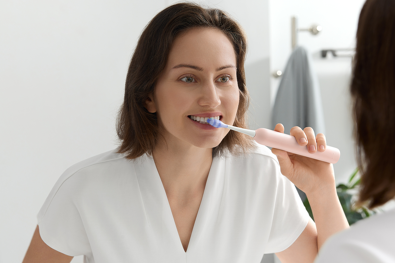 人像摄影｜USMILE Y20PRO 电动牙刷（图ZMzk0NjMxNjMy） - 人像摄影 - 站酷设计师BAIRIobservation原创素材 - 站酷ZCOOL