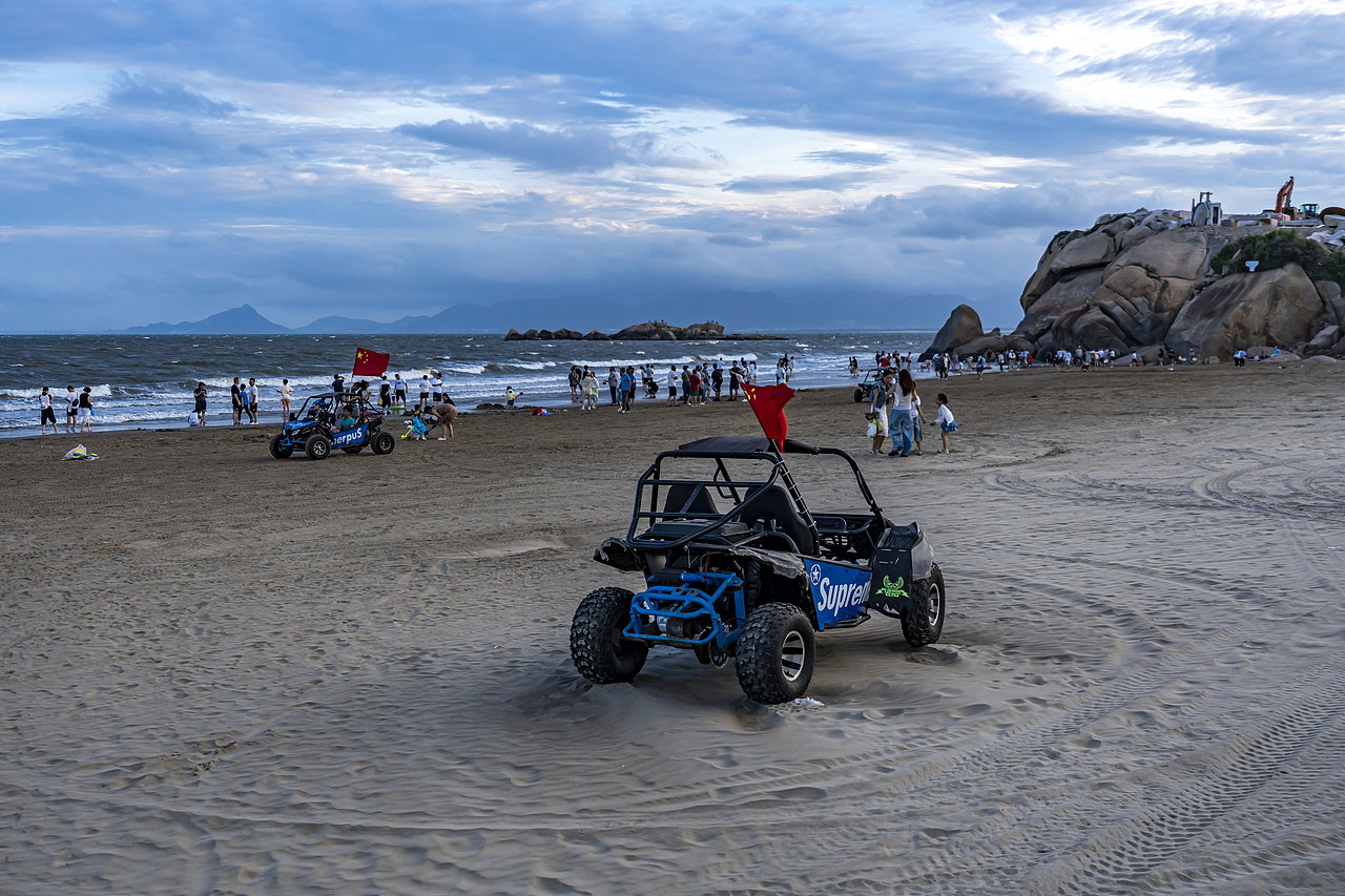牛马向往草原，咸鱼向往海洋，好久没见那个自由的自己