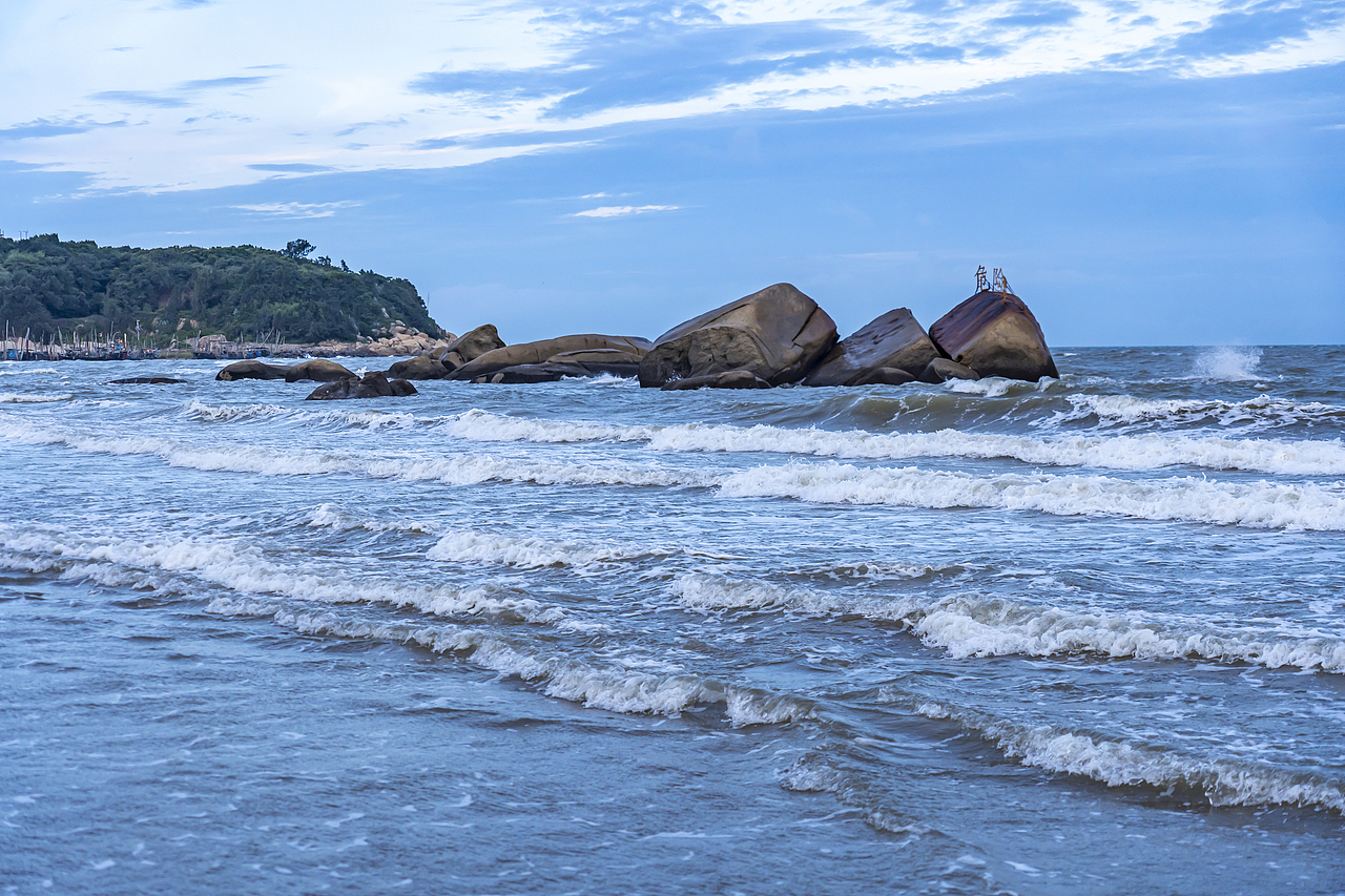 牛马向往草原，咸鱼向往海洋，好久没见那个自由的自己