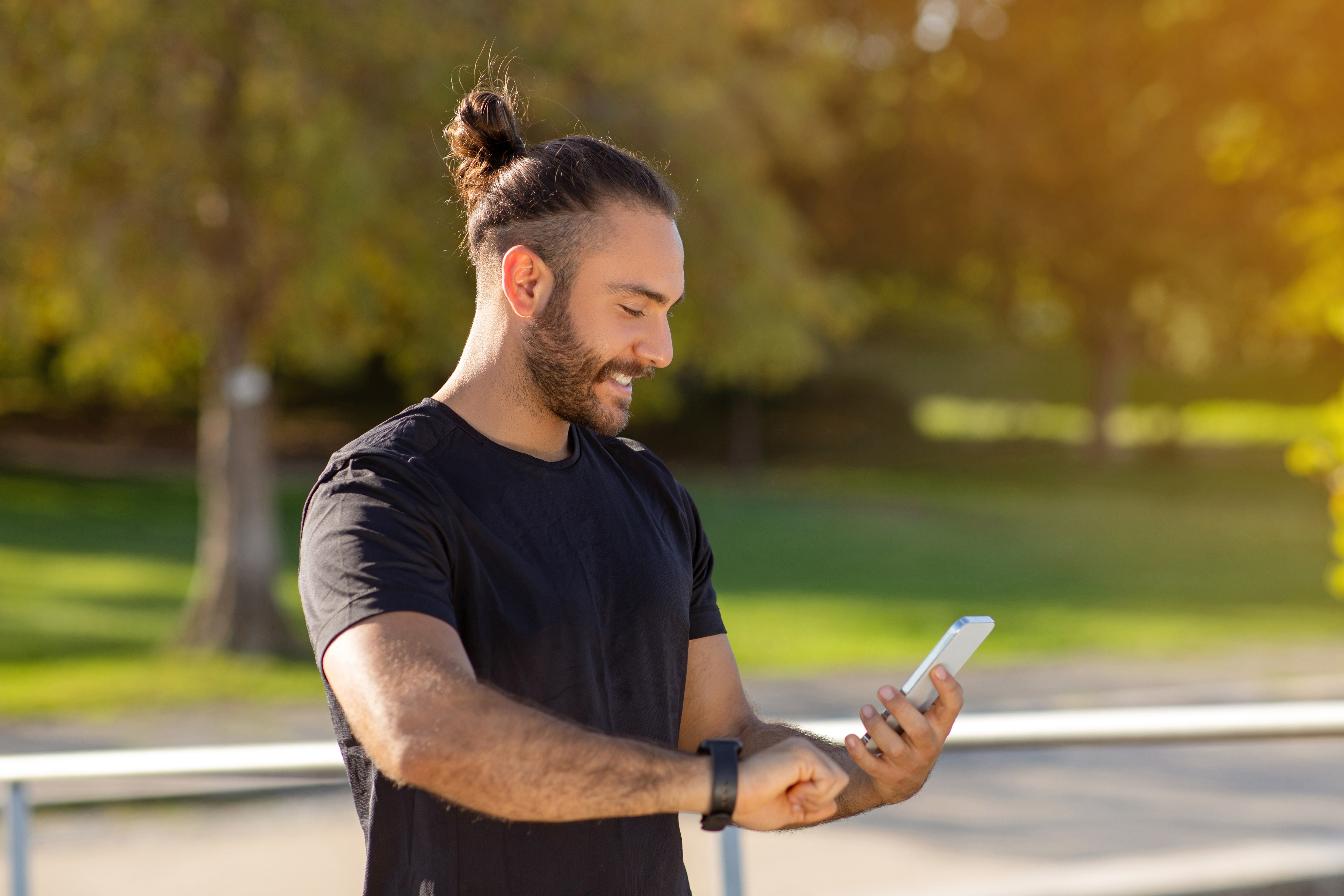 25年高性价比智能手表购买推荐指南丨全实测纯干货不墨迹，运动追踪/健康监测/日常活动（图ZMTUxODE3NjQ=） - 资讯 - 站酷设计师擎天创界原创素材 - 站酷ZCOOL