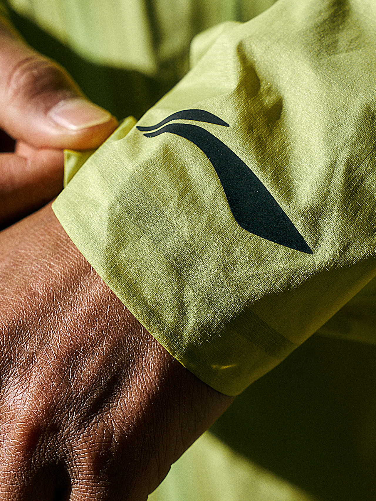 李宁ADV越野跑鞋拍摄大片