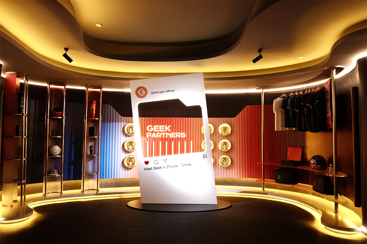 GEEK VAPE 博物馆 | GANGAN WORKS（图ZMzk0NjgwMTc2） - 商业空间设计 - 站酷设计师Ganganstudio原创素材 - 站酷ZCOOL
