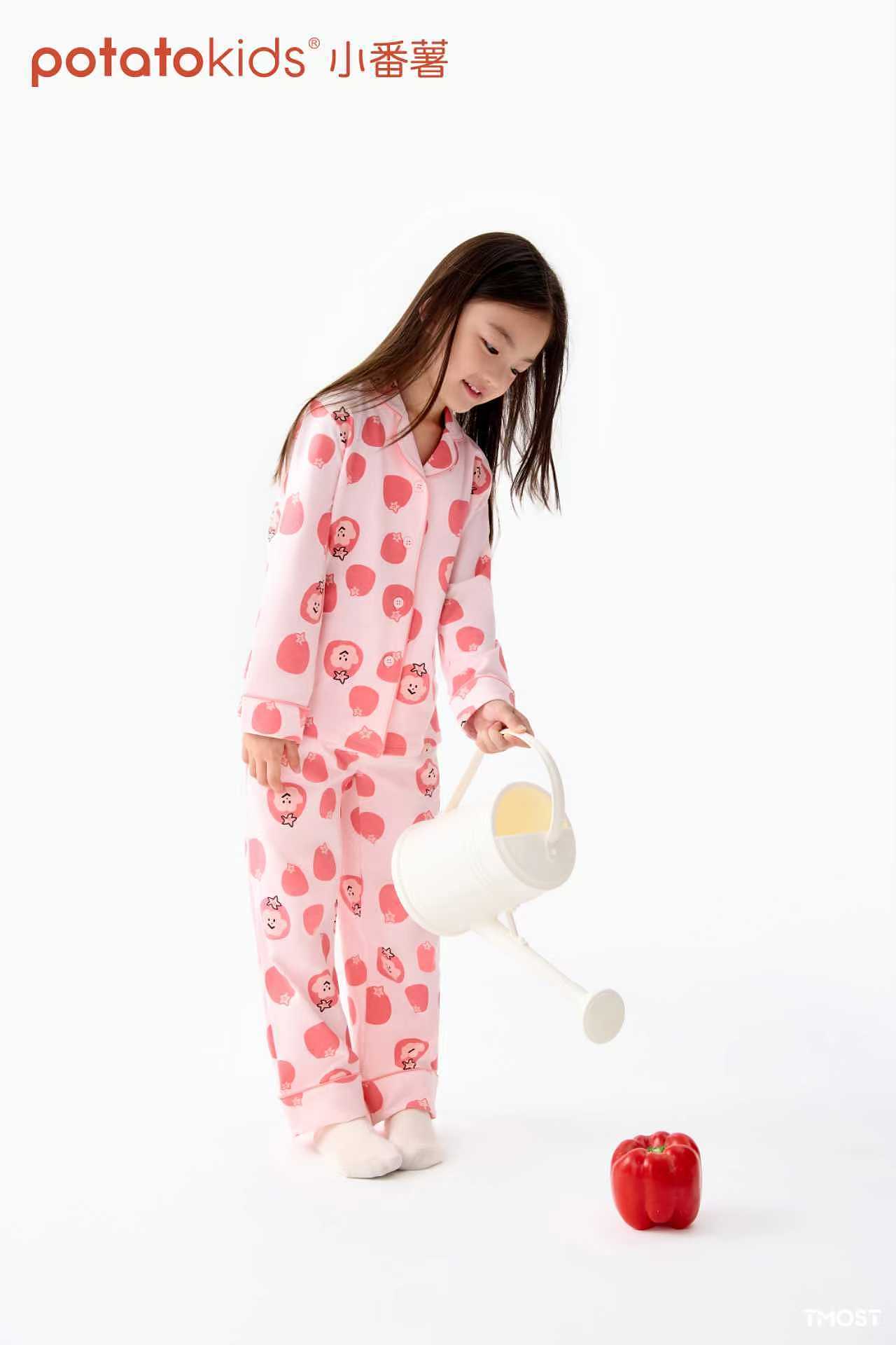 商业摄影｜白棚拍出大片感！为小番薯拍摄的LOOKBOOK