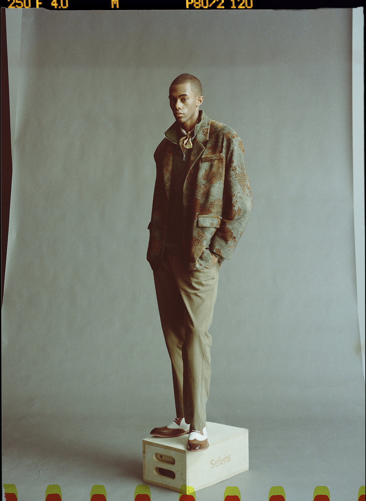 拍摄的一组男装 胶片（图ZMzk0NzA3MDg0） - 时尚/艺术摄影 - 站酷设计师灵度摄影studio原创素材 - 站酷ZCOOL