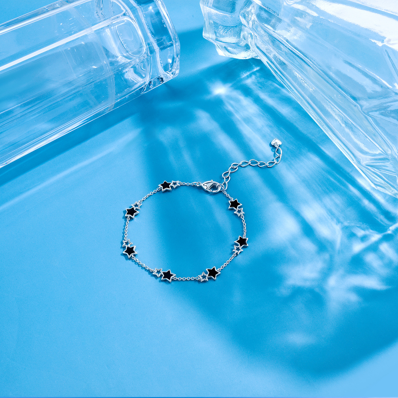 给公司拍修的一组手链,不是专业摄影师,持续进步中