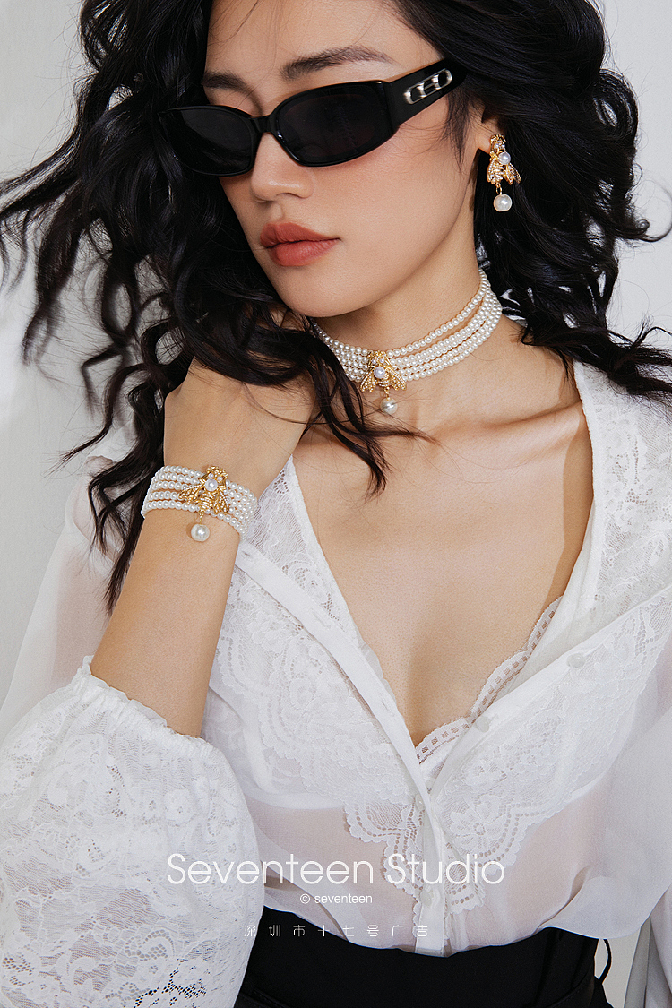 设计师品牌珠宝珍珠项链拍摄