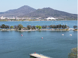 南京玄武湖-春和景明