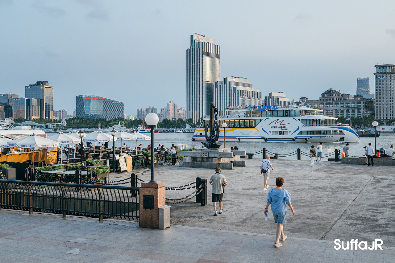 街头摄影上海浦东滨江2025.8.4